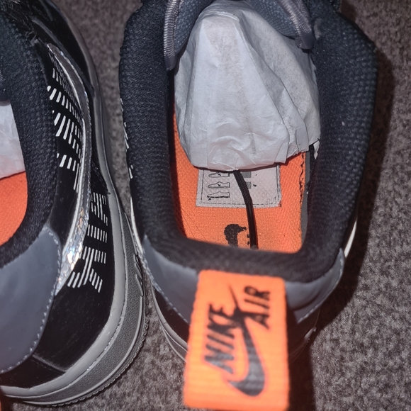 Nike Air Force 1 Grey Orange Black - Picture 5 of 7
